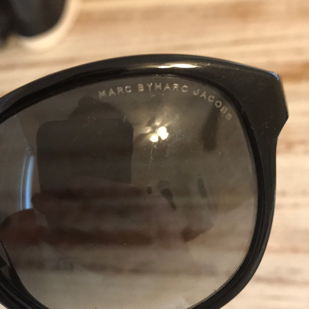 Marc Jacobs sunglasses - Picture 7 of 8